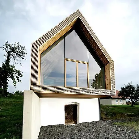 Landloft In The Sausal Wine Region